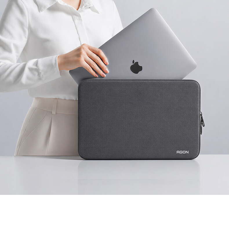 AOC Gray 16-inch Laptop Sleeve for iGame 2