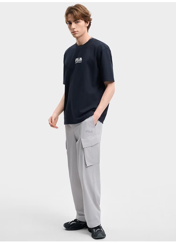 FILA Official Yi Yangqianxi Men's Knitted Short Sleeve Shirt 2026 Summer Casual Loose Cool Round Neck T-Shirt 32