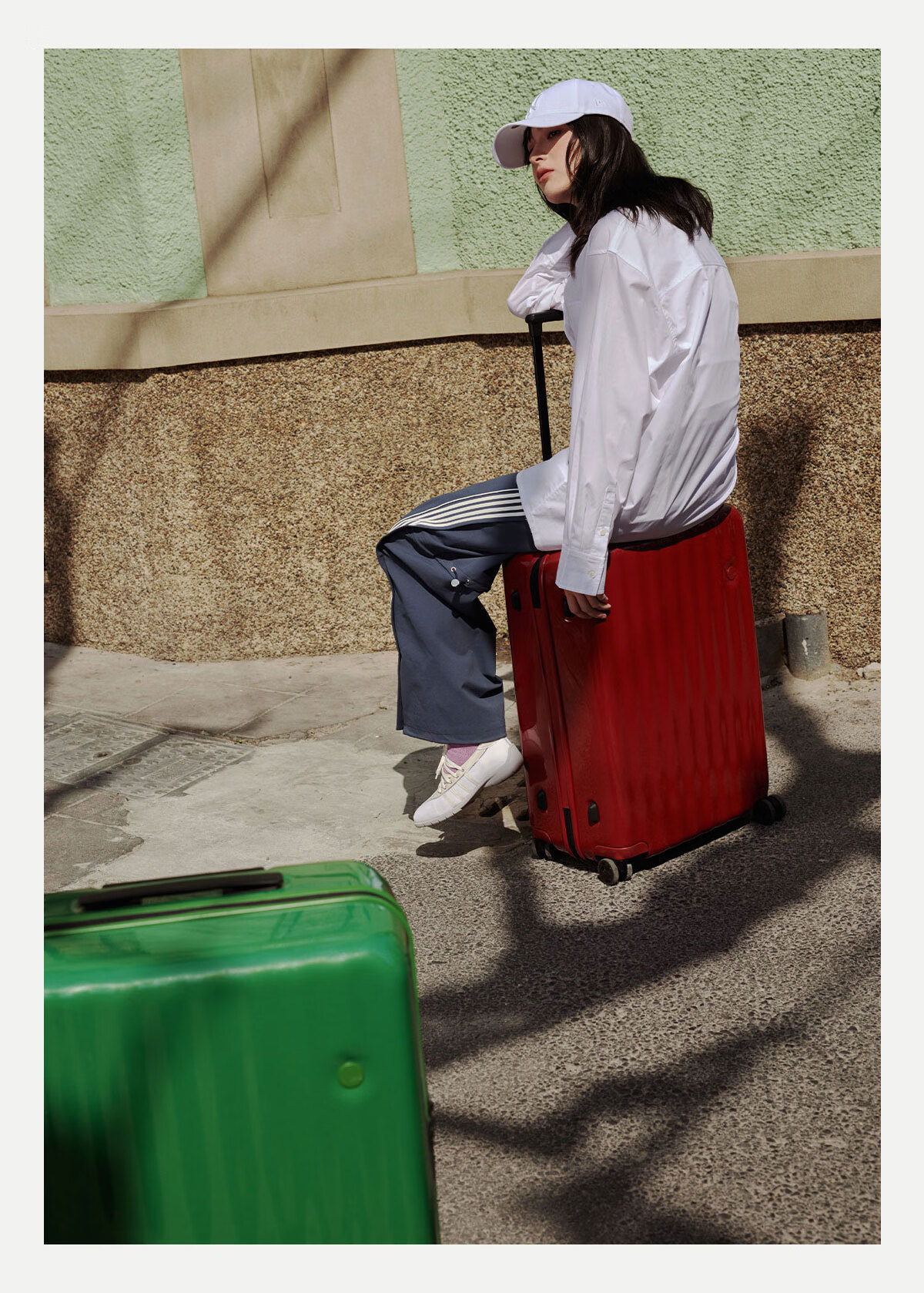 ITO "New Product" CLASSIC WAVE, Blue And Green, 20-Inch Carry-On Luggage, Suitcase with Wheels, Self-Operated Travel Case 4