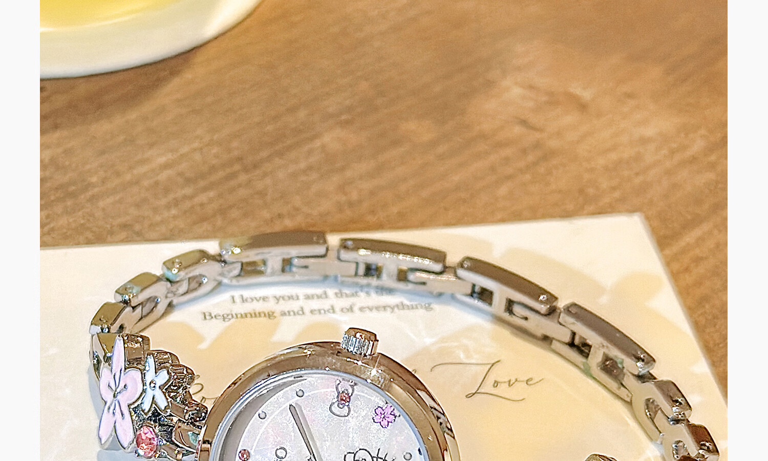 Hello Kitty Sanrio Watch, Small Dial for Middle And High School Students, Light Luxury Niche Bracelet Watch, Cinnamoroll Birthday Gift for Girlfriend 24