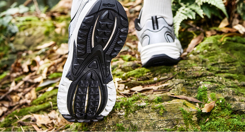361° Women's Sports Shoes Summer Lightweight Breathable Cushioning Commuter Running Outdoor Trail Shoes 682622221F-1 24