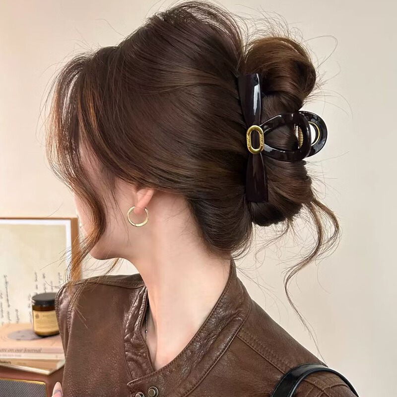 Idair Vintage Gold Label Hair Claw Clip Women High-End Shark Clip Hairpin 2026 New Premium Hair Accessory for Volume Enhancement