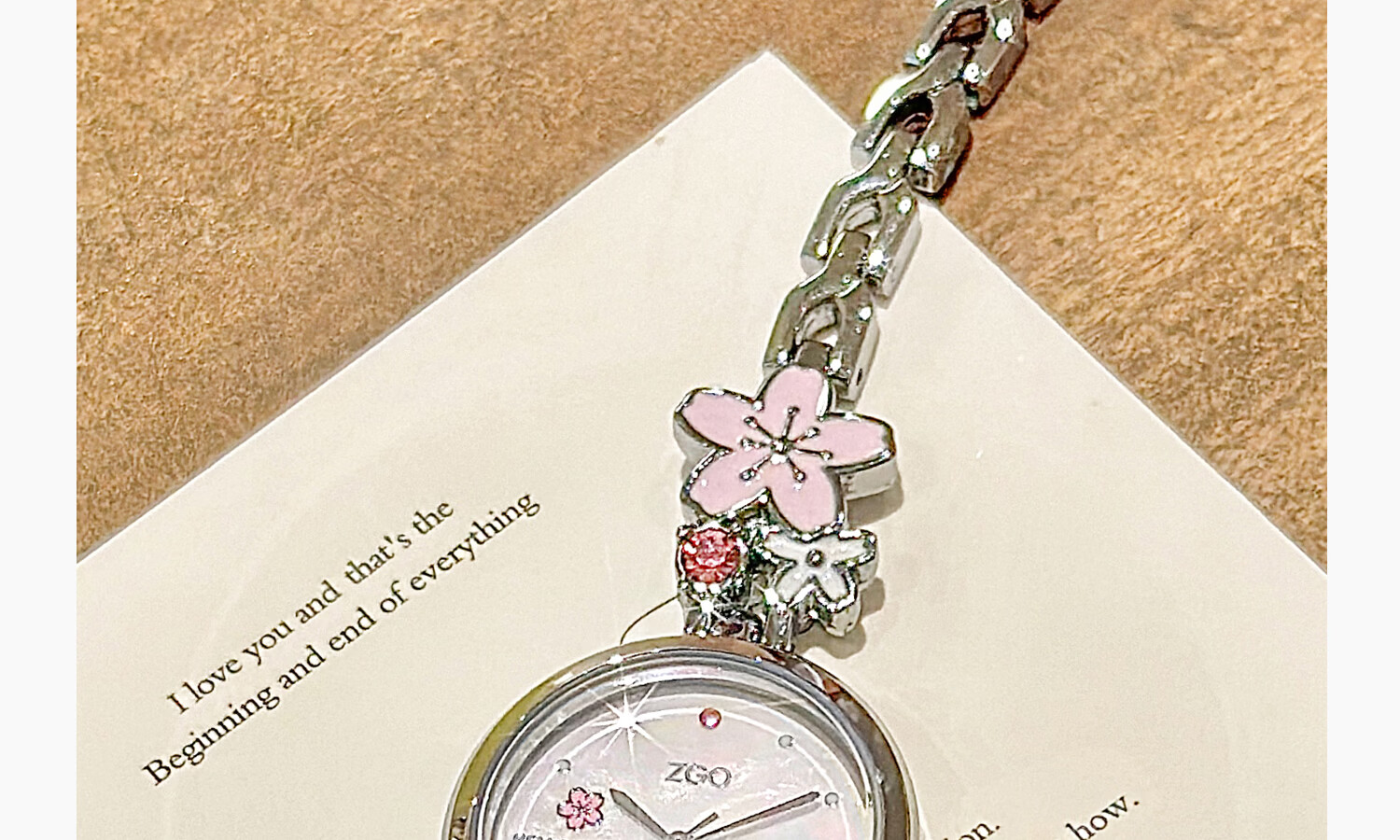 Hello Kitty Sanrio Watch, Small Dial for Middle And High School Students, Light Luxury Niche Bracelet Watch, Cinnamoroll Birthday Gift for Girlfriend 12