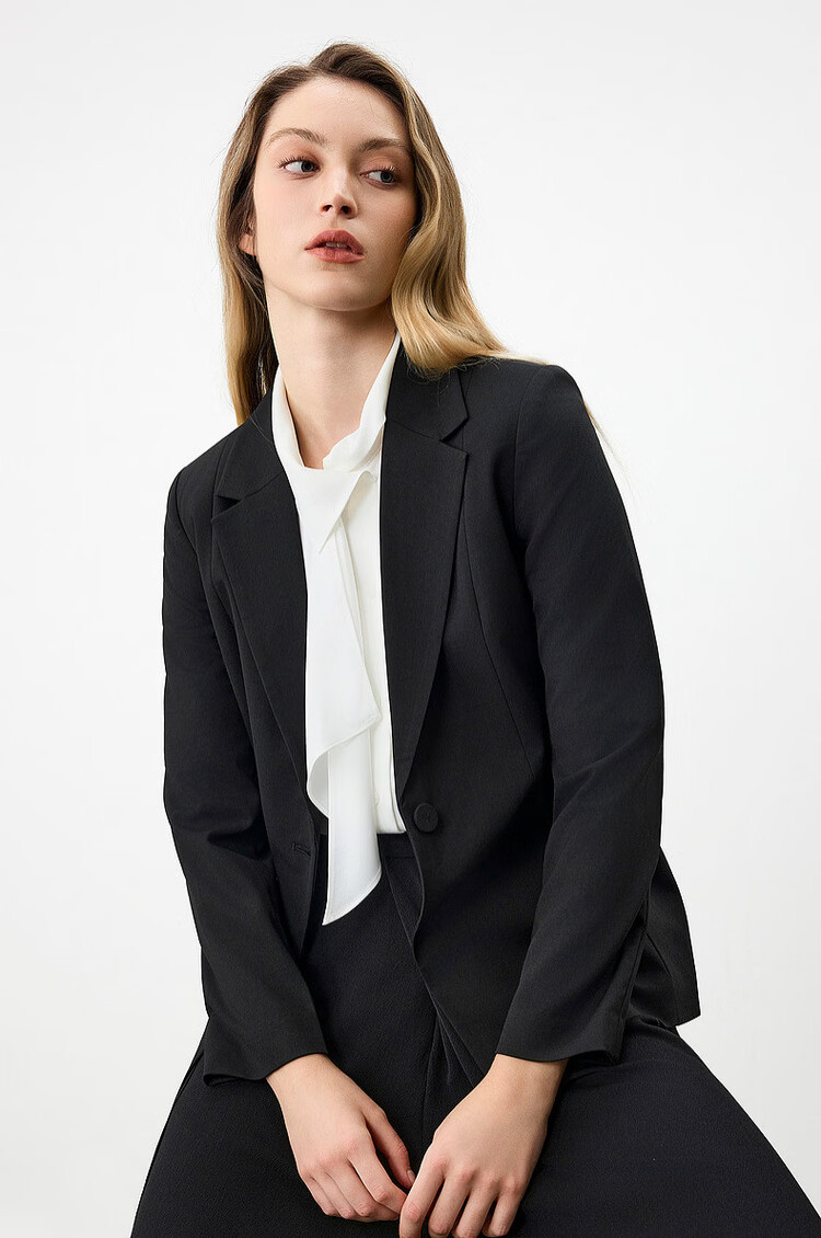 G2000 Women's 2026 Spring Summer Draped Business Suit with Comfort Stretch and Complimentary Scarf, Mall Edition 2