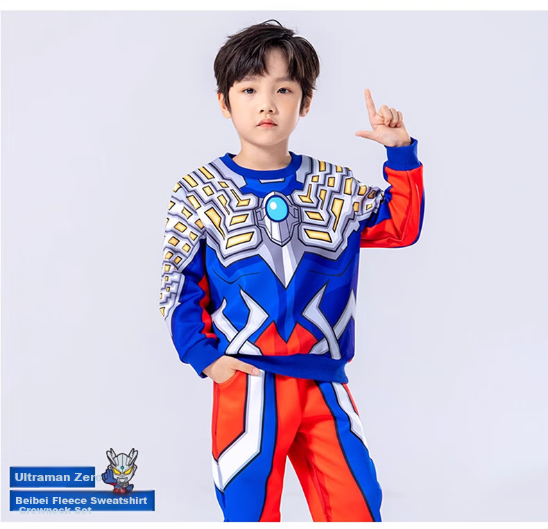 ULTRAMAN Tiga Ultraman Boys' Fleece Crewneck Sweatshirt Set 130cm [Includes Glowing Chest Light] 9