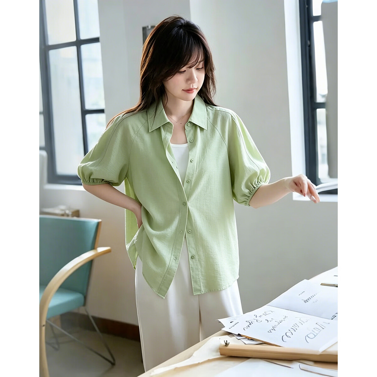 Mt Silky Acetate Fiber Summer Elegant Lapel Shirt with Patchwork and Elastic Lantern Sleeves for Women