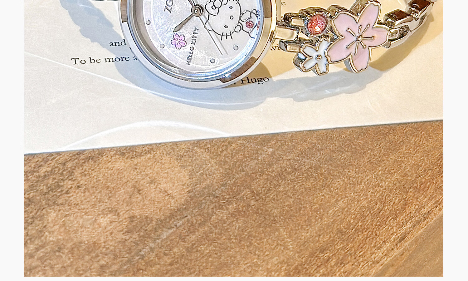 Hello Kitty Sanrio Watch, Small Dial for Middle And High School Students, Light Luxury Niche Bracelet Watch, Cinnamoroll Birthday Gift for Girlfriend 25