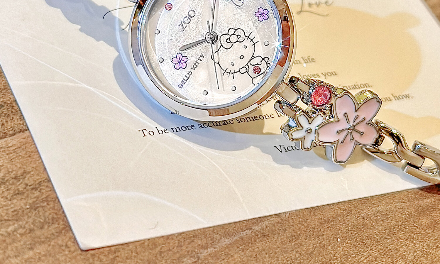 Hello Kitty Sanrio Watch, Small Dial for Middle And High School Students, Light Luxury Niche Bracelet Watch, Cinnamoroll Birthday Gift for Girlfriend 10