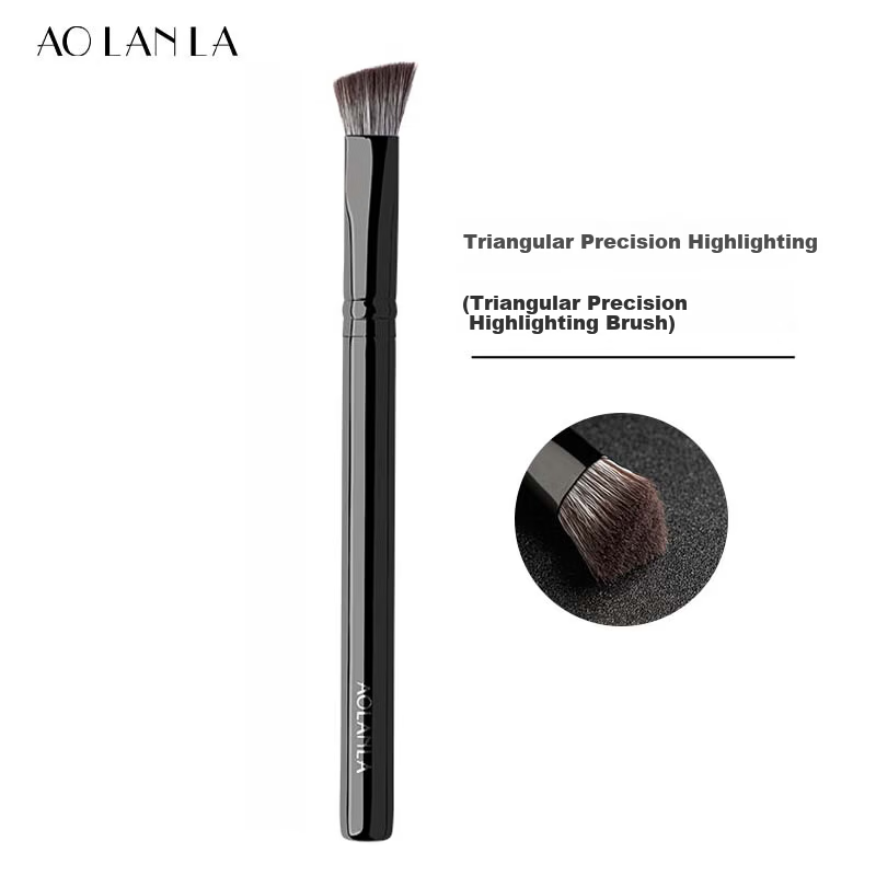 AOLANLA Triangle Highlight Brush Contour Concealer Precision Nose Shadow Makeup Brush for Eye Inner Corner and Mouth Corner Brightening