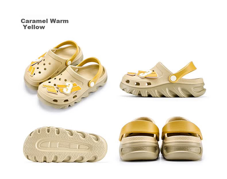 Cheerful Mario Kids Hole Shoes Girls Summer 2026 New EVA Beach Slippers Big Kids Parent-Child Outdoor Sandals 9