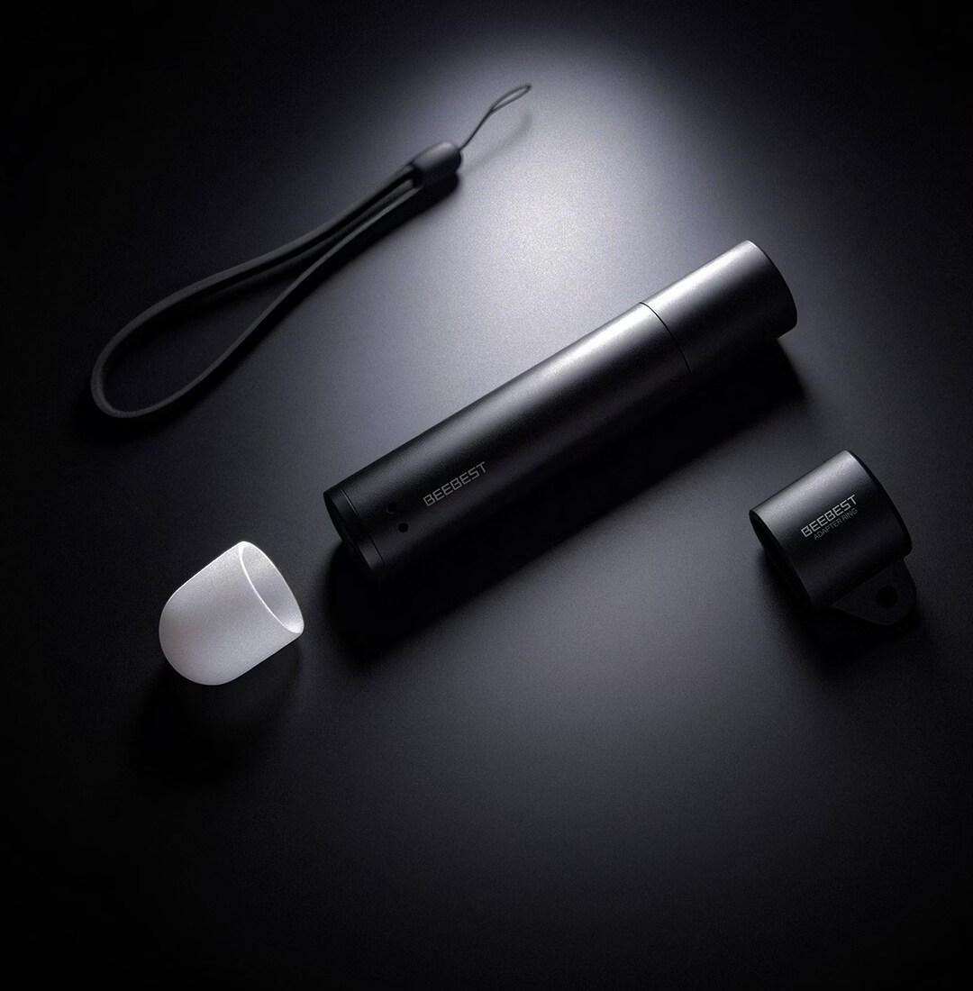BeeBest High-Power Zoom Flashlight JD Self-Operated Outdoor Lighting Camping Portable Rechargeable Super Bright Long-Range Waterproof Single Unit 7
