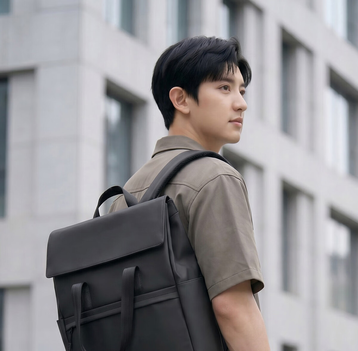 JINSHIWQ 16-inch Laptop Backpack Men City Commuter Lightweight Travel Bag Women Business Briefcase Flap School Bag 2