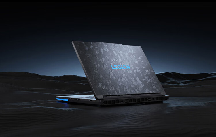 Lenovo Legion Creator Personal AI Mobile Workstation Laptop (Ultra9 290HX Plus 192G4T RTX5090 4K 240Hz Glasses-Free 3D) 4