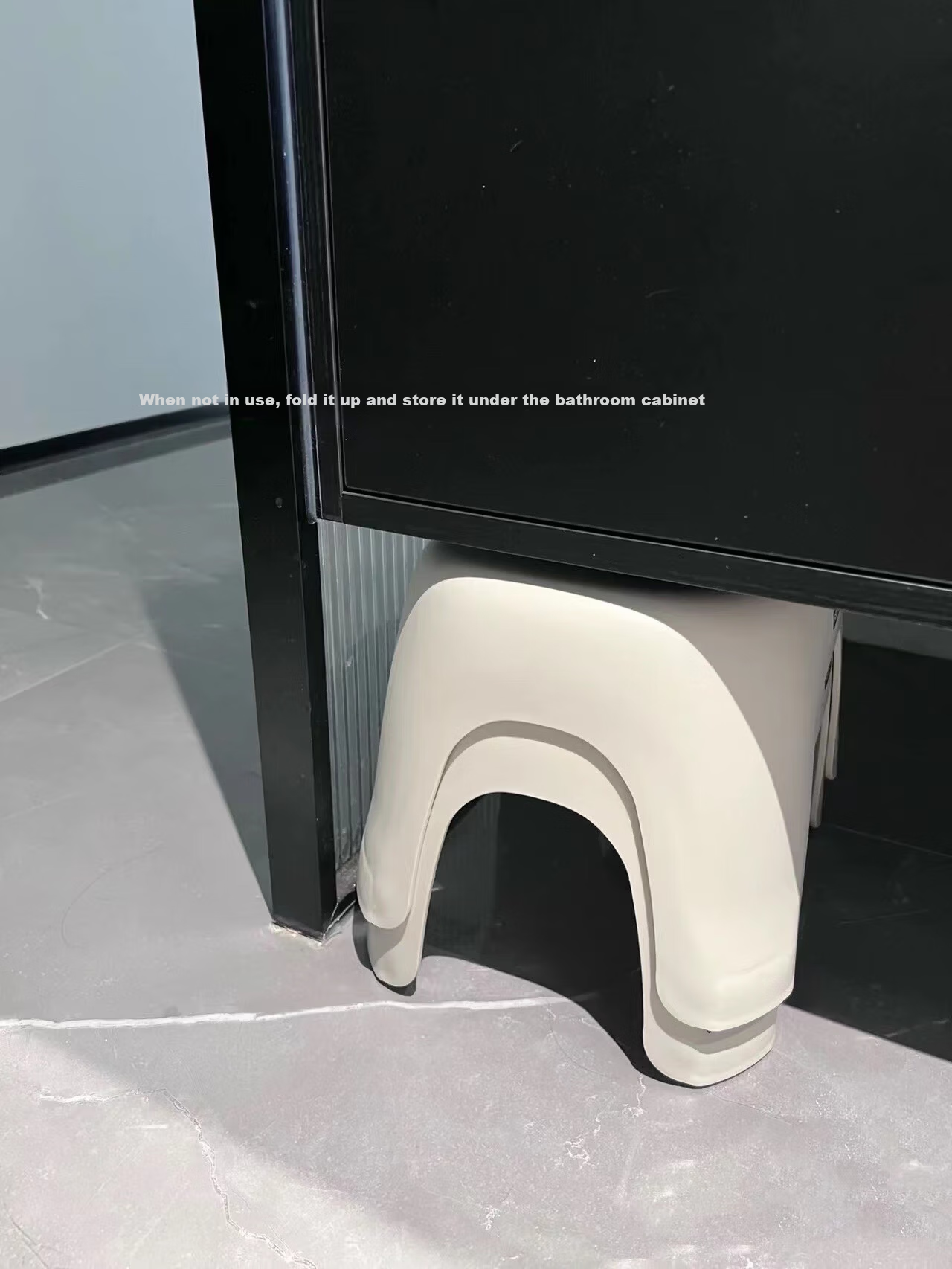 Youjialiangpin Stool, Household Small Bench, Plastic Low Stool, Thickened Children's Non-Slip Stool, Light Gray And White, Large Size, 1 Piece 2