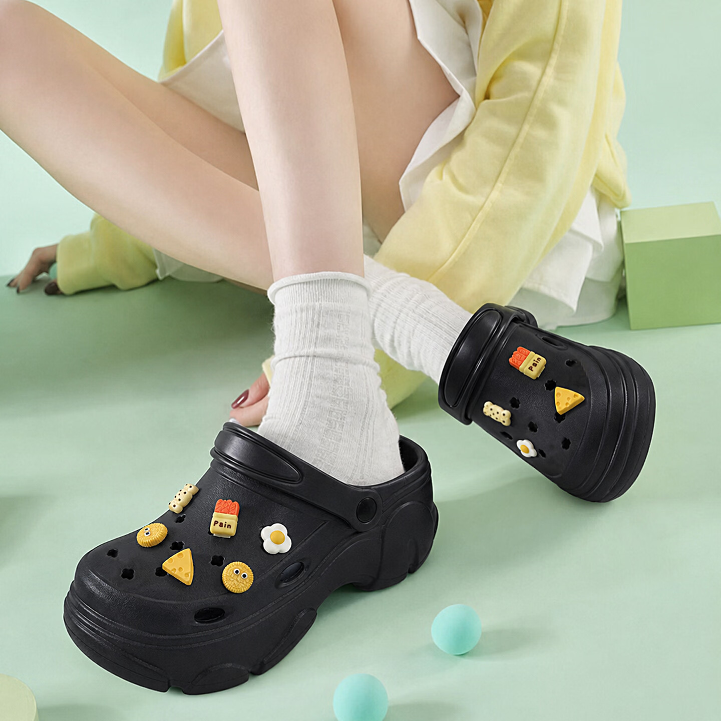 CXOCSI Women's Hollow Out Platform Sandals 7cm Height Increase Summer Outdoor Non-Slip Beach Slippers Black Size 38-39 5