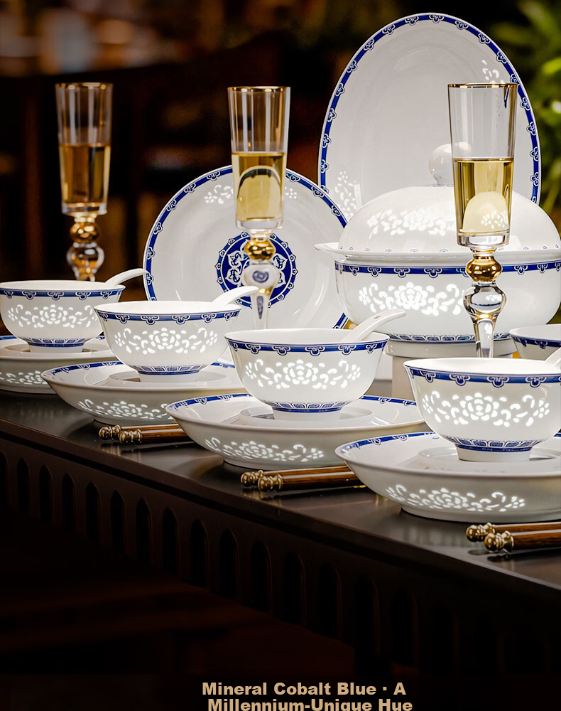 Lowei Blue and White Linglong Ceramic Dinnerware Set Jingdezhen Light Luxury Premium Housewarming Gift Bowl Plate Set for Home Use 10