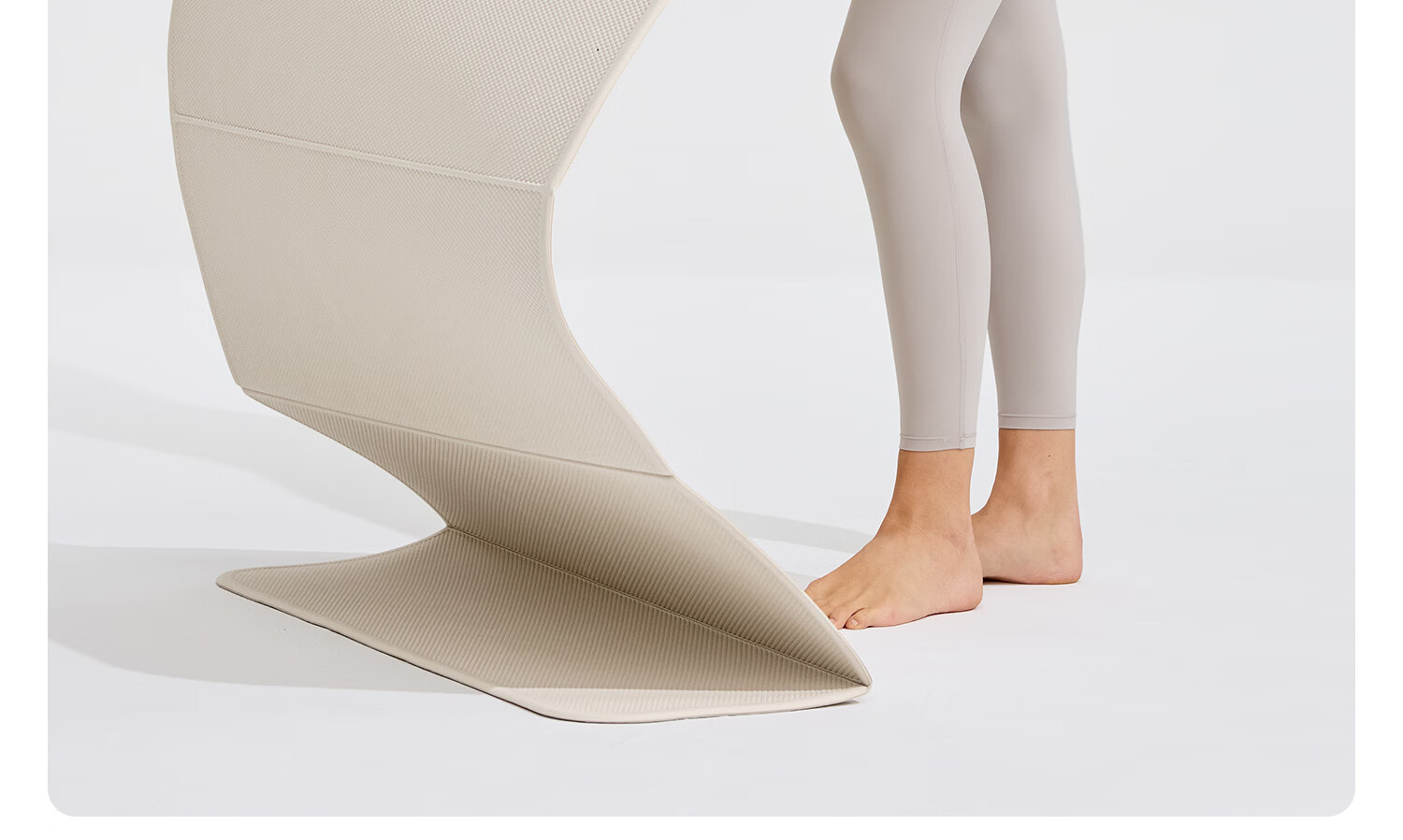Yottoy Foldable Yoga Mat Portable Lightweight Kids Student Nap Mat Non-Slip Indoor Fitness Mat Caramel Color 9