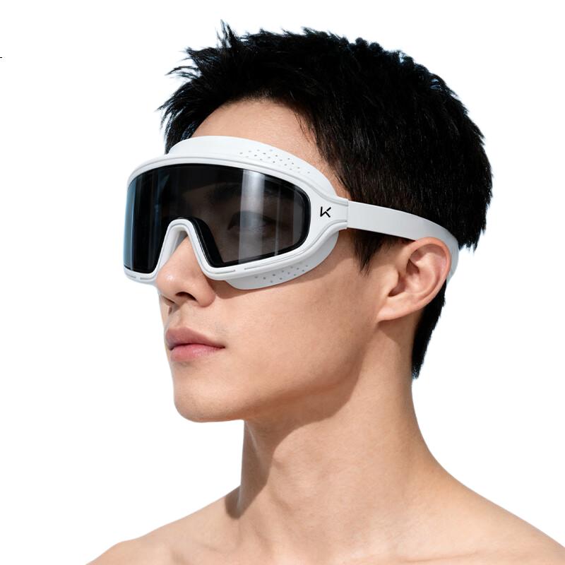 White Image 2