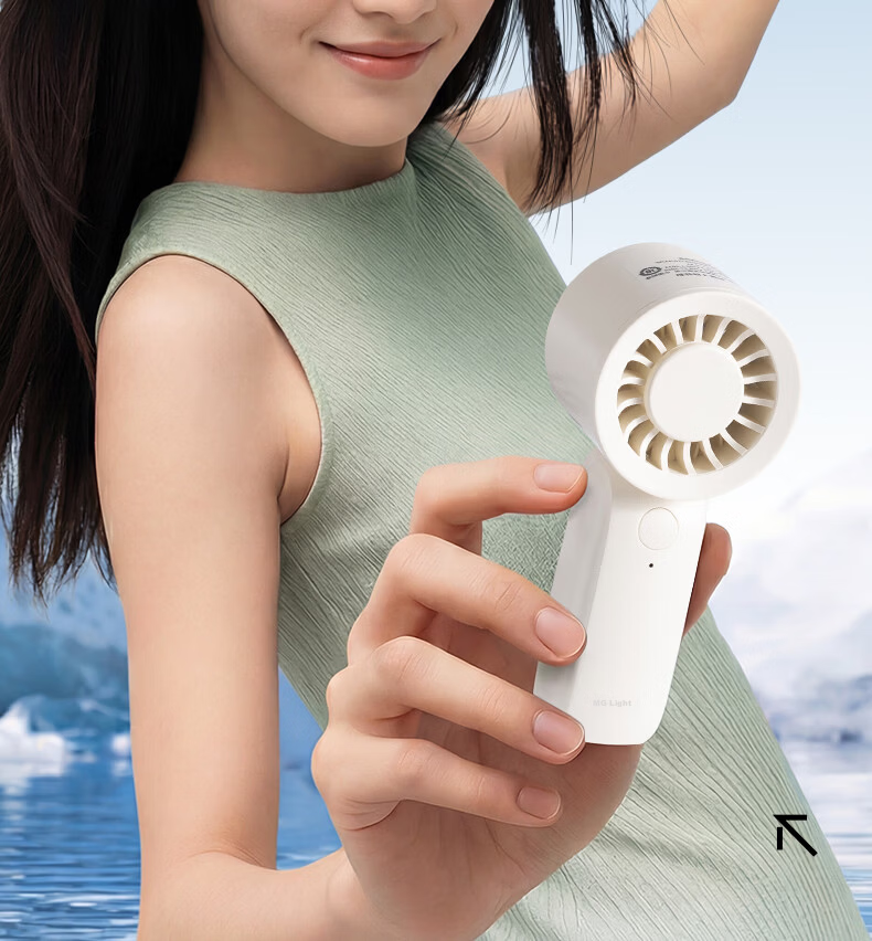 M&G Super Popular Handheld Mini Portable Pocket Desktop Fan Type-C Blueberry Ice Three-Speed Rechargeable Quiet 1