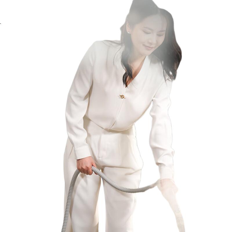 White Image 1