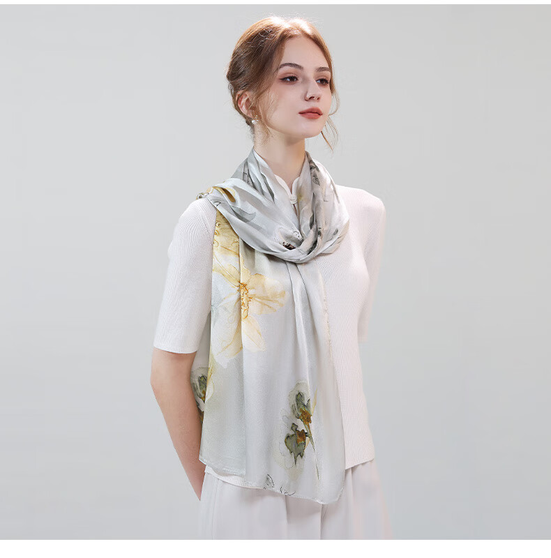 Hangsilu Silk Scarf for Women, Chinese Style Mulberry Silk Shawl Wrap, Elegant Practical Birthday Gift for Wife Or Mother 13
