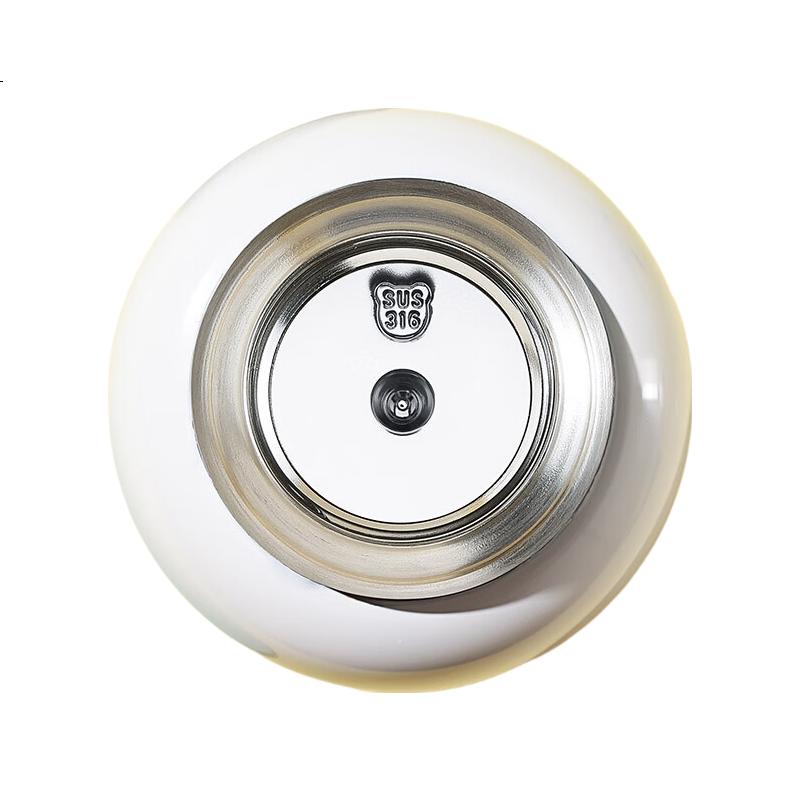White Image 3