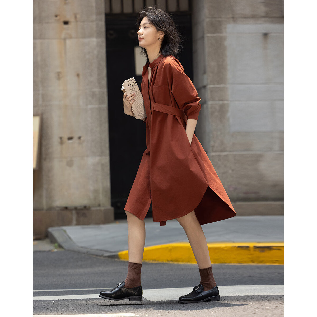 Dme Vintage Shirt Dress with Tie Waist, Niche Design, Loose-Fitting Slimming Dress, Rust Red, S