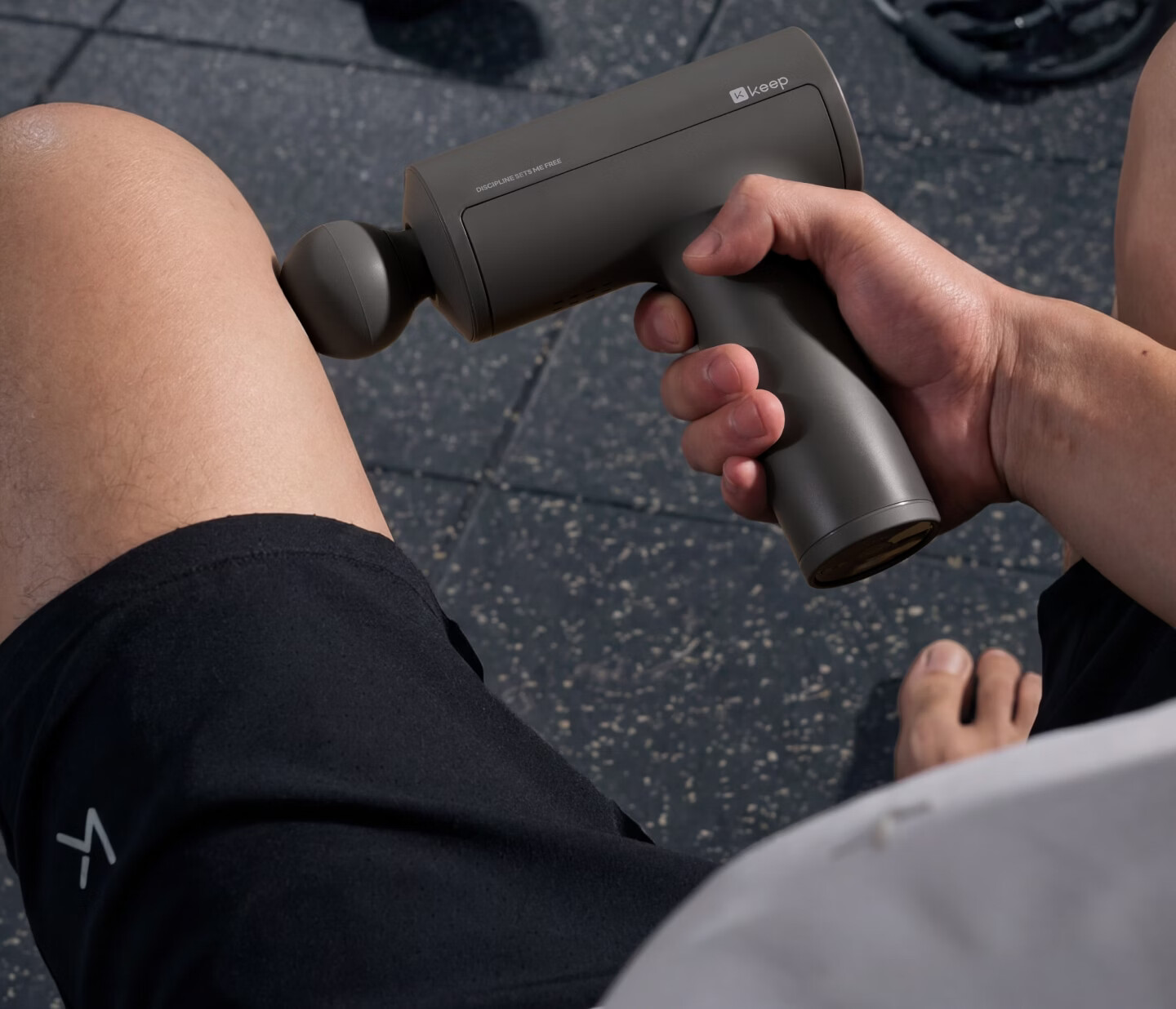 Keep Heat Therapy Fascia Gun New Massage Device G3 Professional Edition for Relaxing Shoulders, Neck, Waist, Back, and Thigh Muscles Fitness Massager - Dark Gray 31