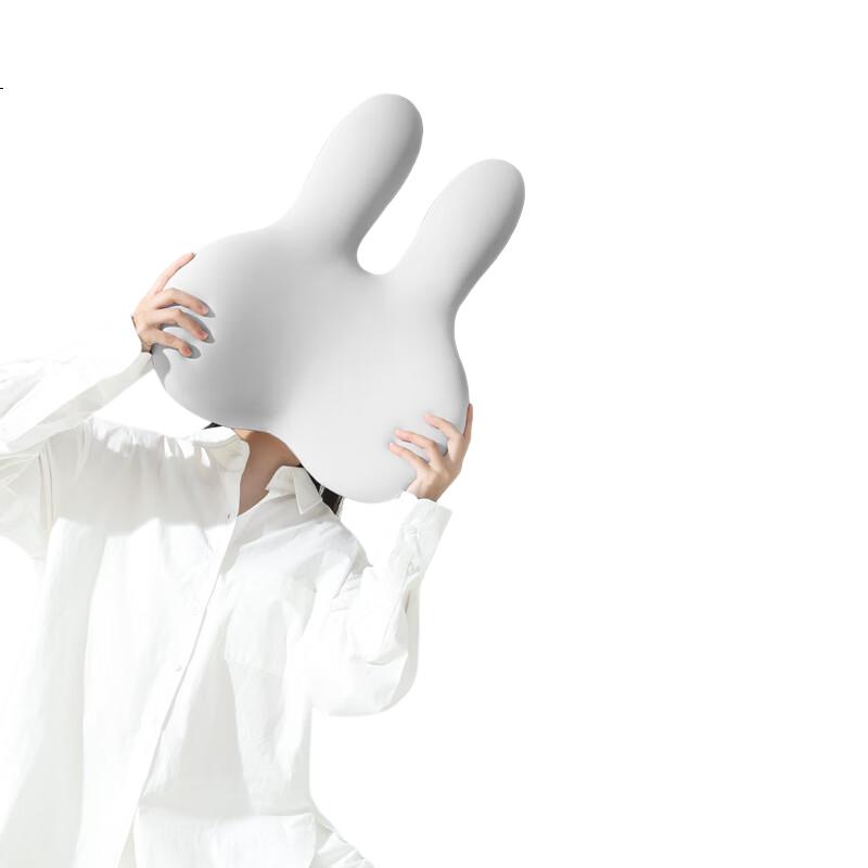 White Image 3