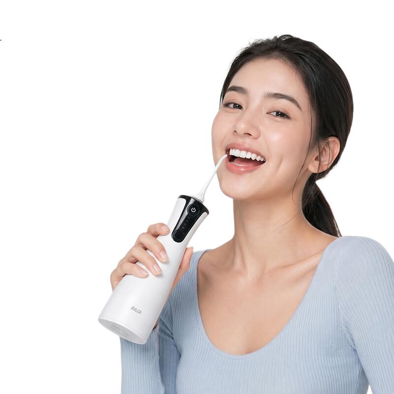 White Image 2