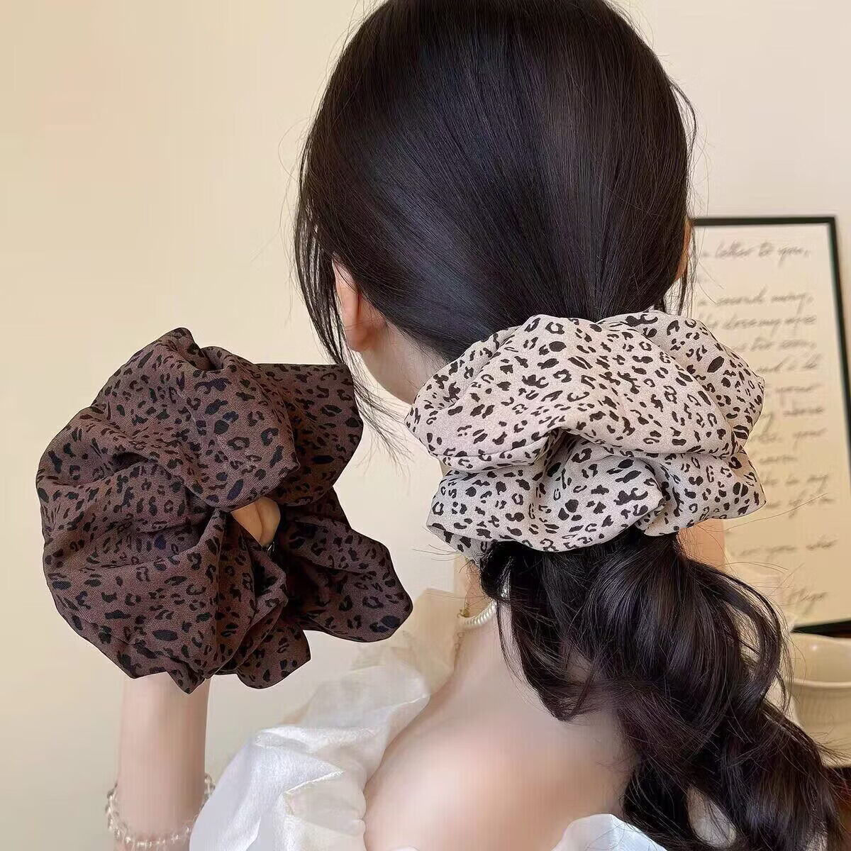Dongyi Selected Fabric Hair Tie for Women Retro Pattern Large Ponytail Elastic Hair Band Hair Accessory Qixi Valentine's Day Gift