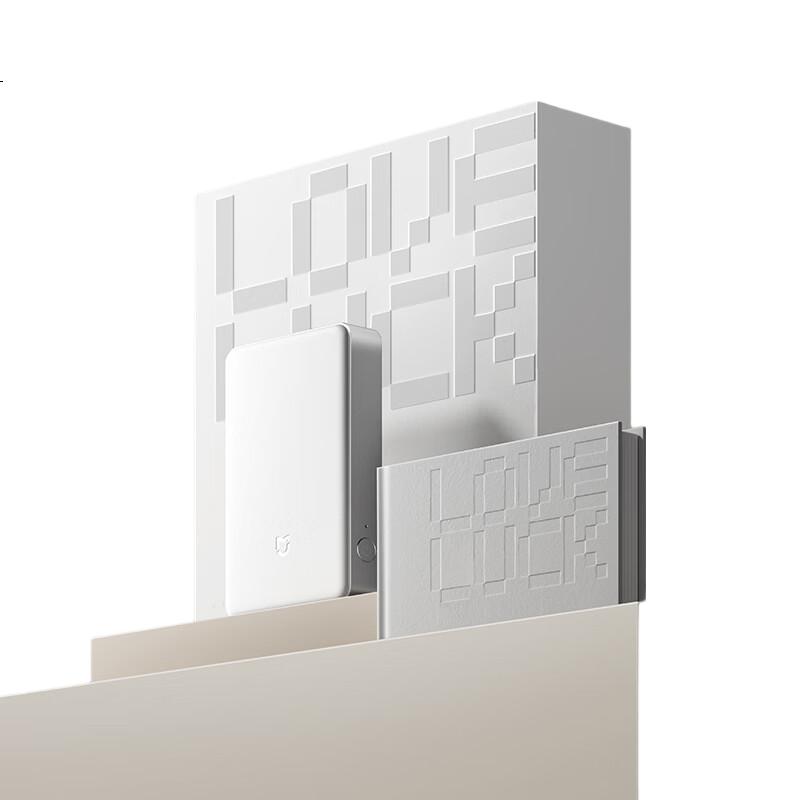 White Image 2