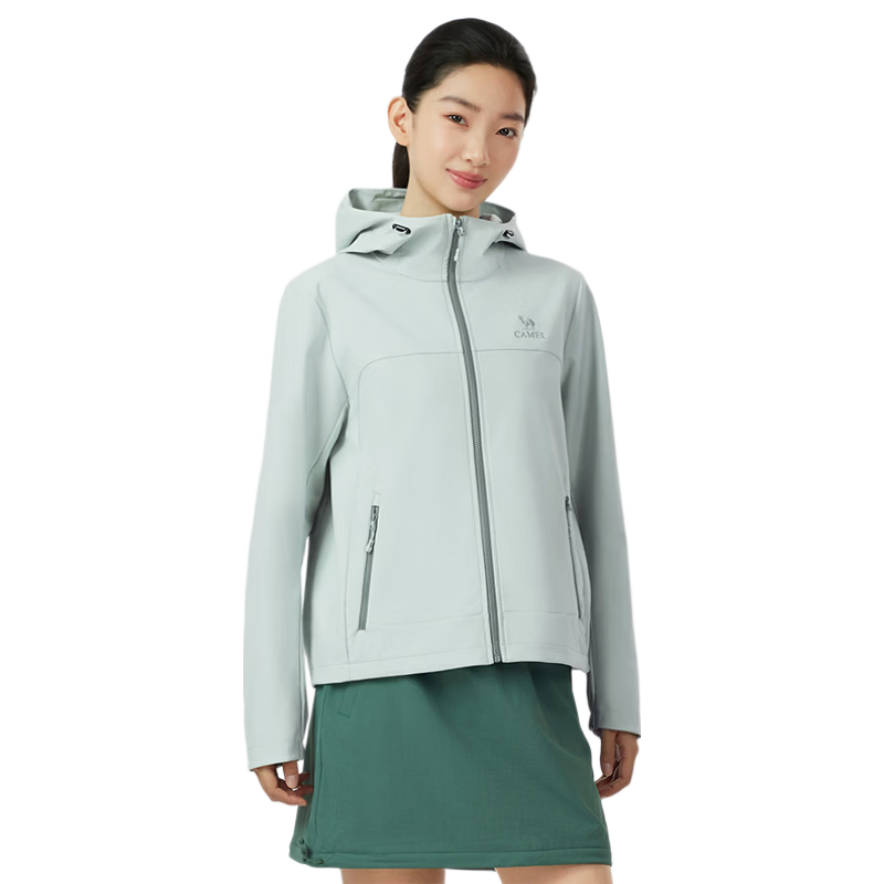 Camel [Three-Proof] Unisex Outdoor Softshell Jacket Women's Spring 2026 Windproof Water-Repellent Insulated Oil-Resistant
