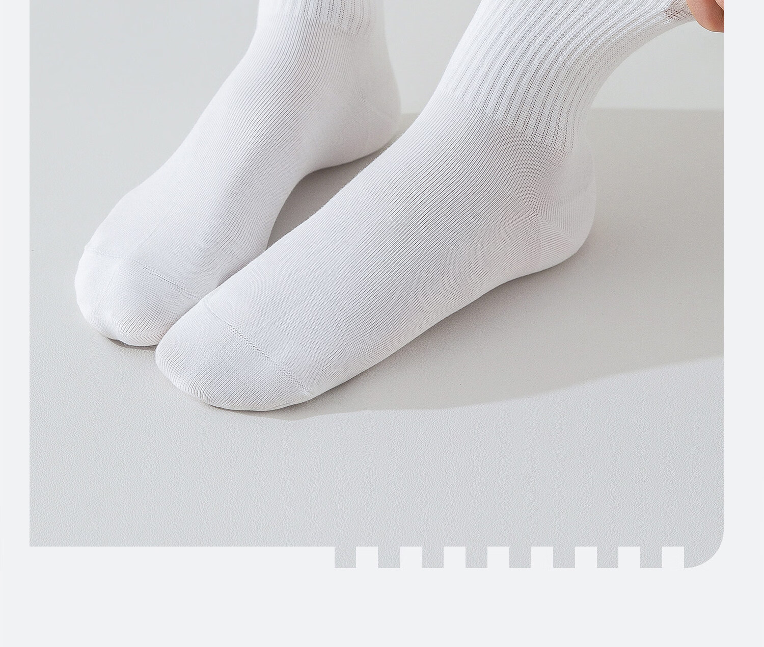 KOLLOCK Disposable Socks Travel Kit Toiletries Set for Short Business Trips and Hotel Stays 30
