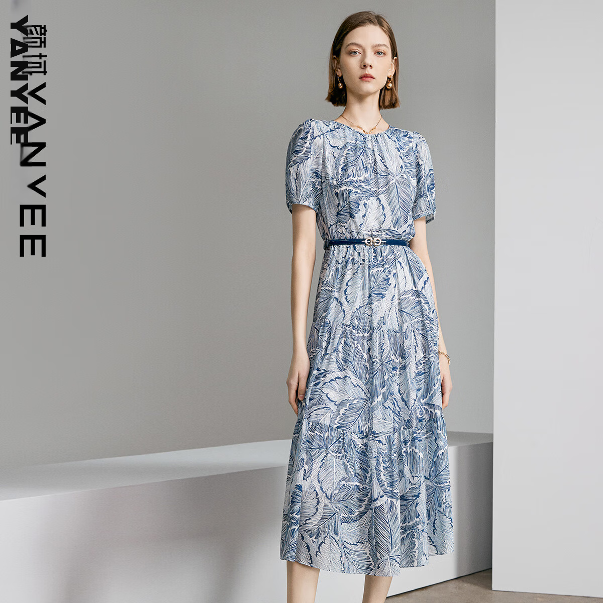 Yanyu Printed Short Sleeve Dress Women 2026 Summer Retro Commuter Mid-Length Round Neck Dress Blue Floral XL