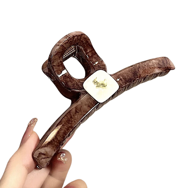 LiQing Premium Elegant Shark Clip Hair Clamp Hairpin Hair Clip for Back of Head Hair Accessories Simple New Style