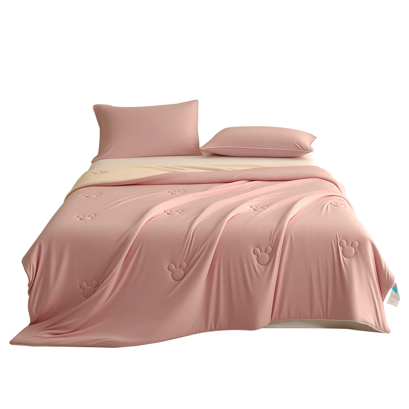 Disney Class A Cooling Silk Air Conditioning Quilt Children's Summer Quilt 150x200cm Single Ice Silk Summer Quilt Machine Washable Thin Quilt