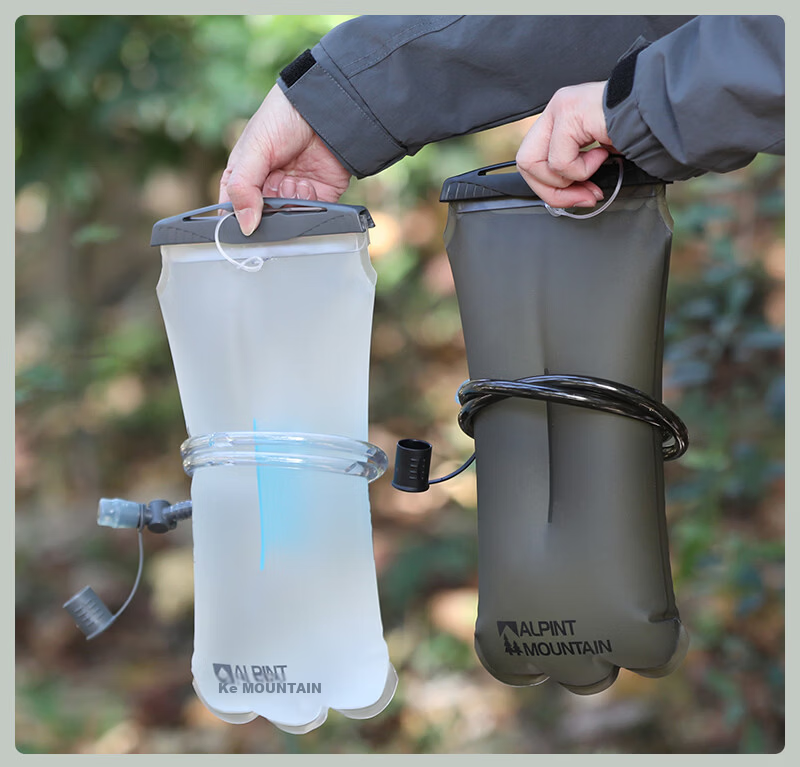 ALPINT MOUNTAIN Outdoor Hydration Bladder Foldable Water Bag for Trail Running Cycling Hiking Mountaineering 25