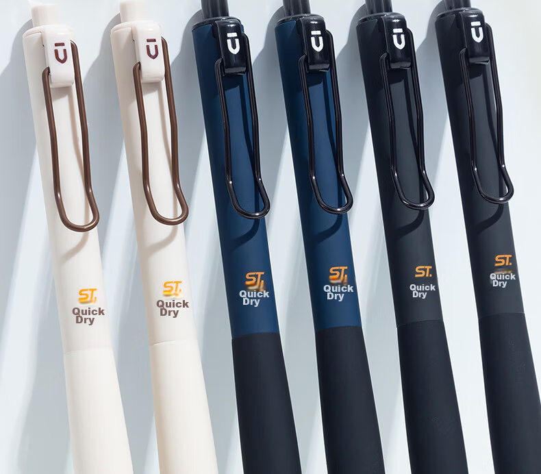 M&G Stationery Silent High-Value 0.5mm Black Retractable Quick-Dry Gel Pen Large Capacity Exam Use 4-Pack AGPJ9607A 12
