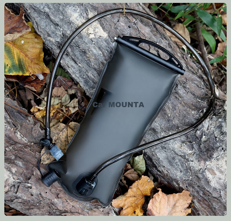 ALPINT MOUNTAIN Outdoor Hydration Bladder Foldable Water Bag for Trail Running Cycling Hiking Mountaineering 22