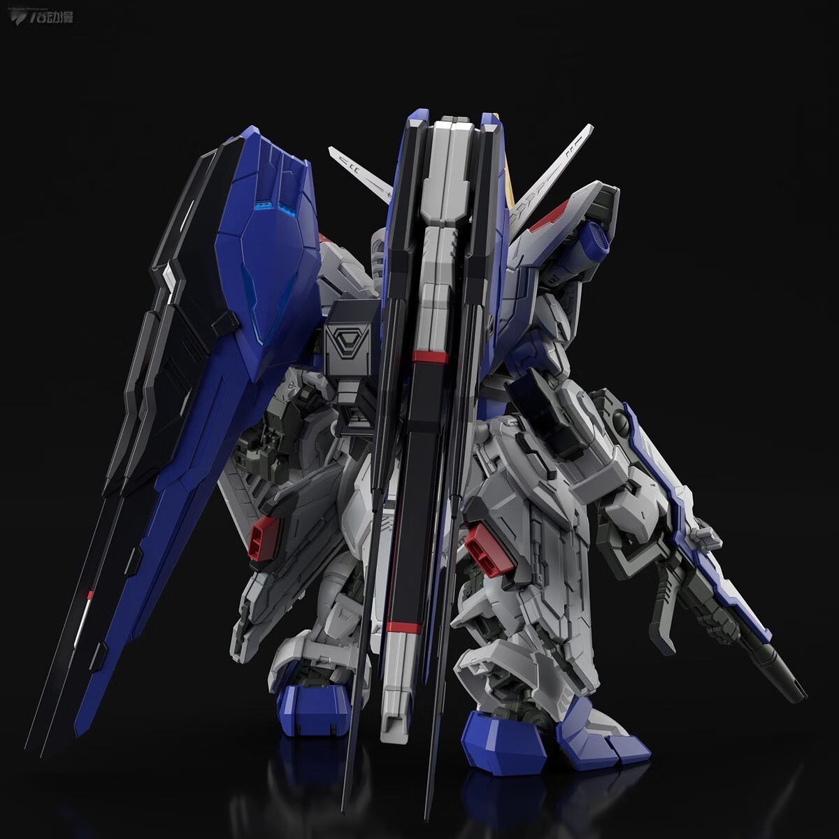 BANDAI MGSD Freedom Gundam Q Version Model Kit 6