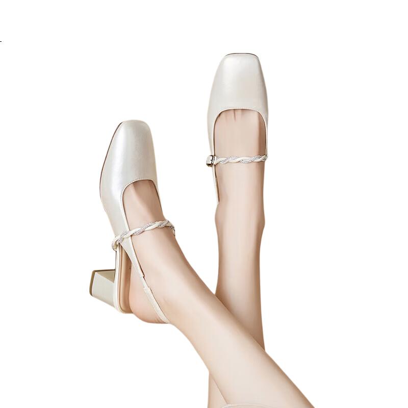 White Image 3