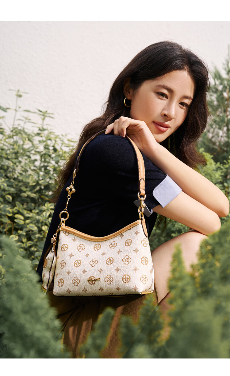 Aokang Women's Bag 2026 New HOBO Underarm Tote Light Luxury Crossbody Shoulder Bag Birthday Gift for Girlfriend Wife 18