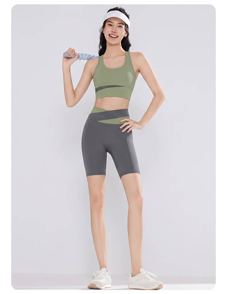 VICTORIATOURIST Yoga Wear for Women, Professional Sports Set for Running And Fitness, Spring And Summer Athletic Vest with Built-In Chest Pads, Yoga Shorts 22