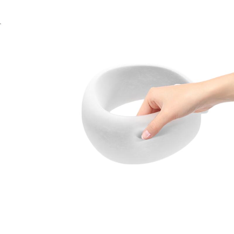 White Image 3