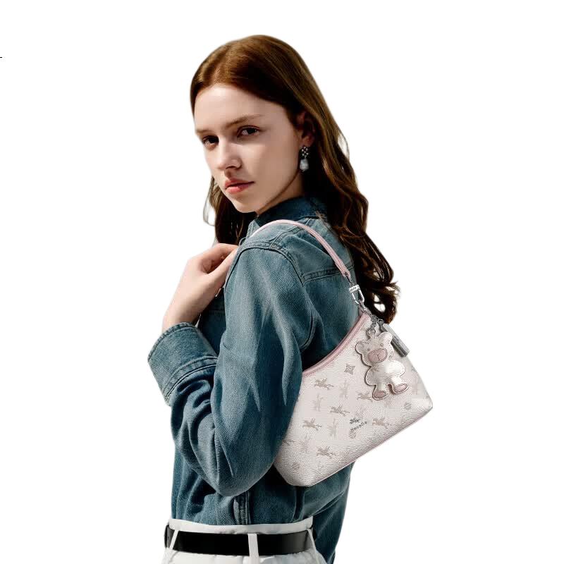 White Image 3