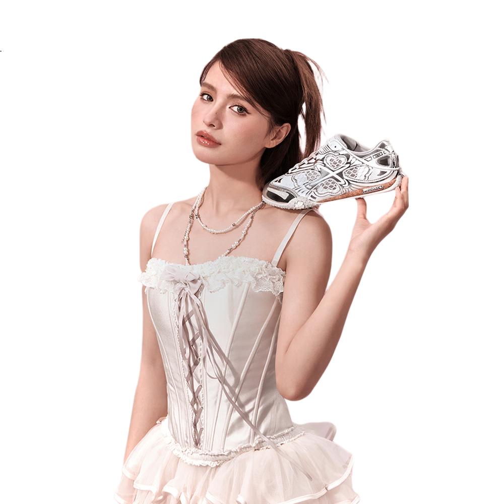 White Image 2
