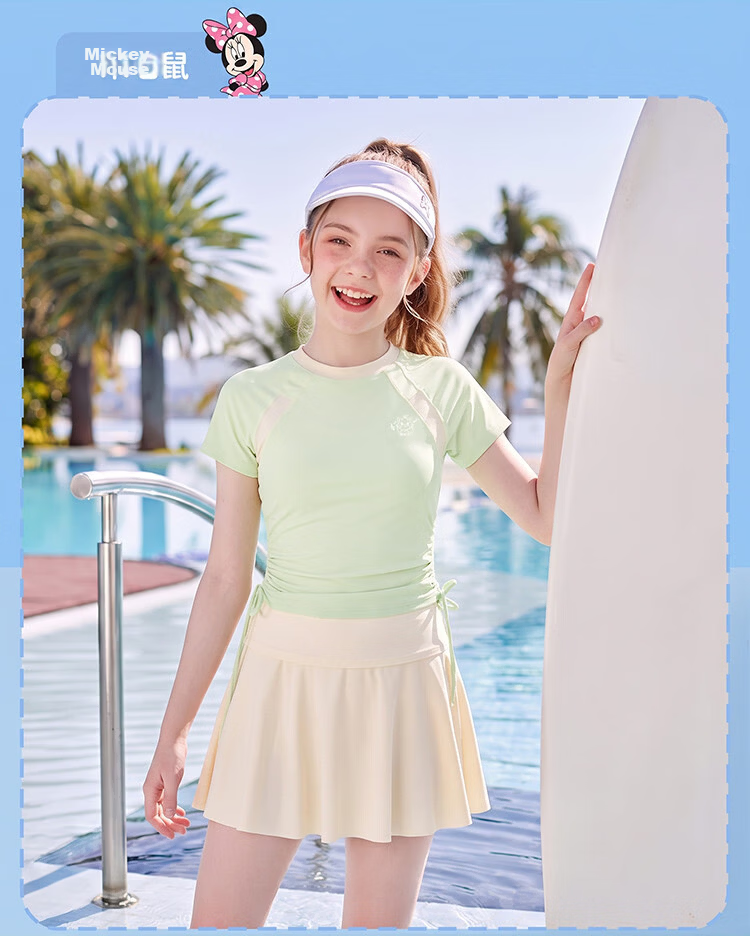 Disney Women's Two-Piece Skirted Swimsuit Teen Vacation Slimming Conservative Sun-Protective Swimsuit D16039S2G Green M 3