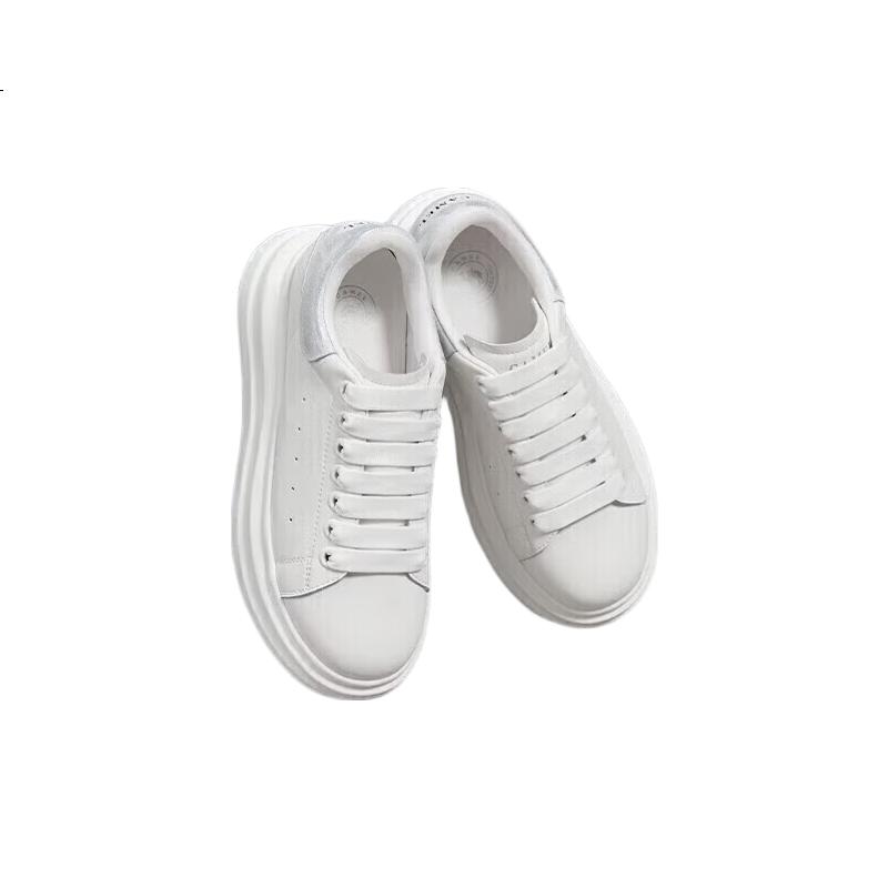 White Image 2