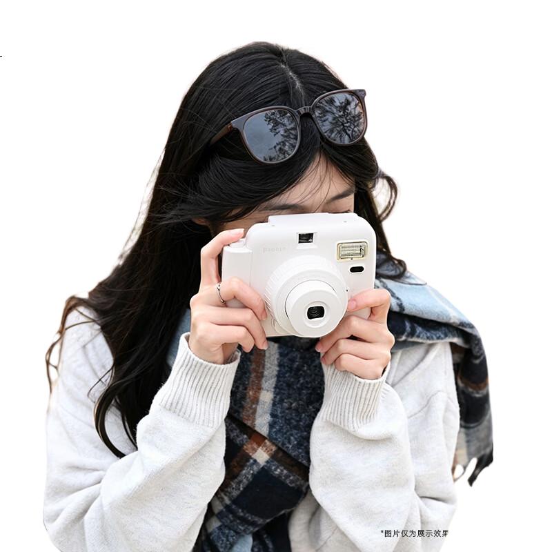 White Image 2